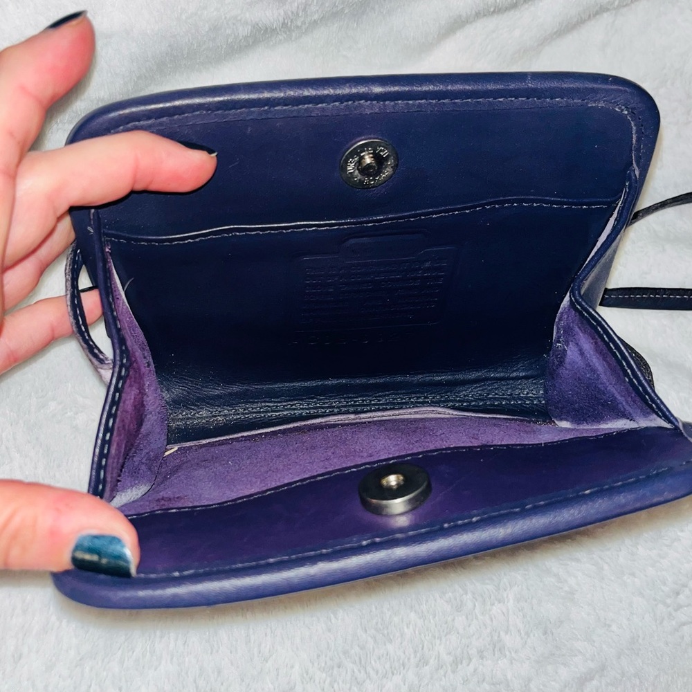 COACH Vintage Purple Leather Crossbody RARE! 💜 - Picture 5 of 11